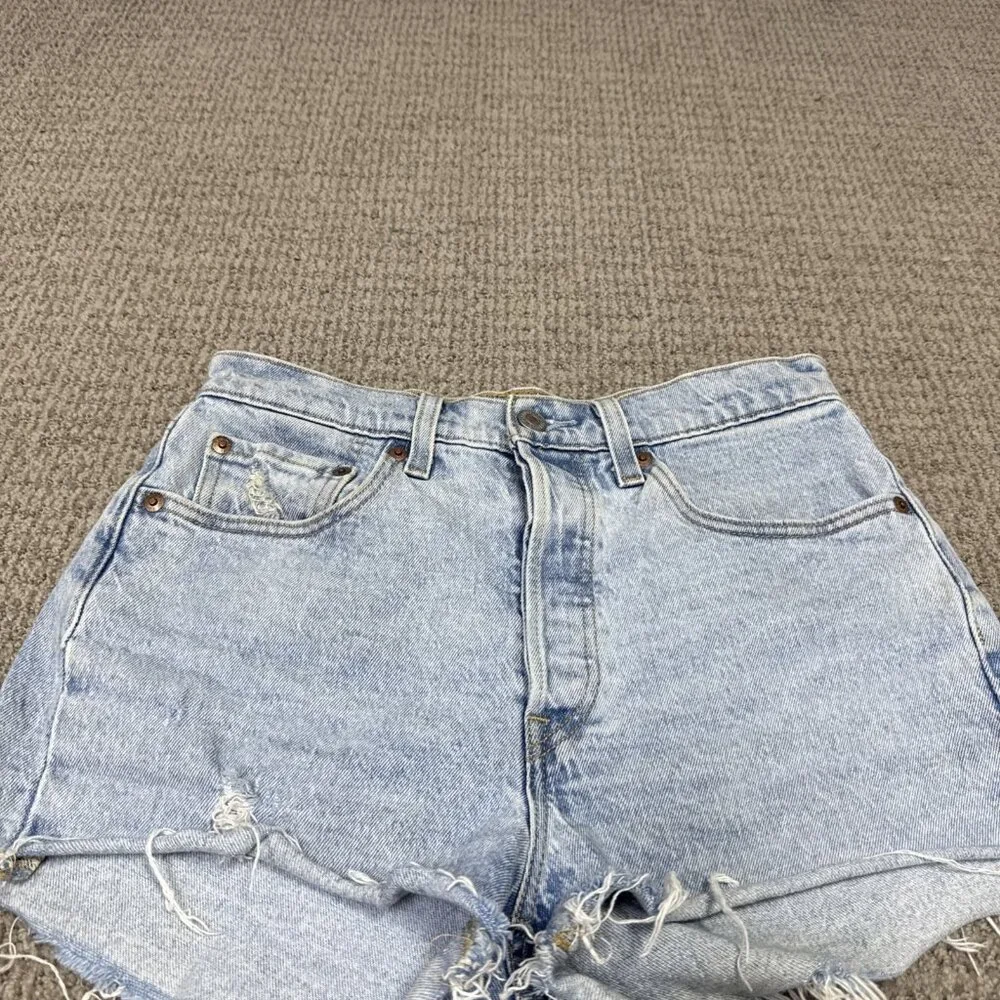 Levi’s 501 Shorts Blue 5 Button Fly Pockets Women’s Size 26